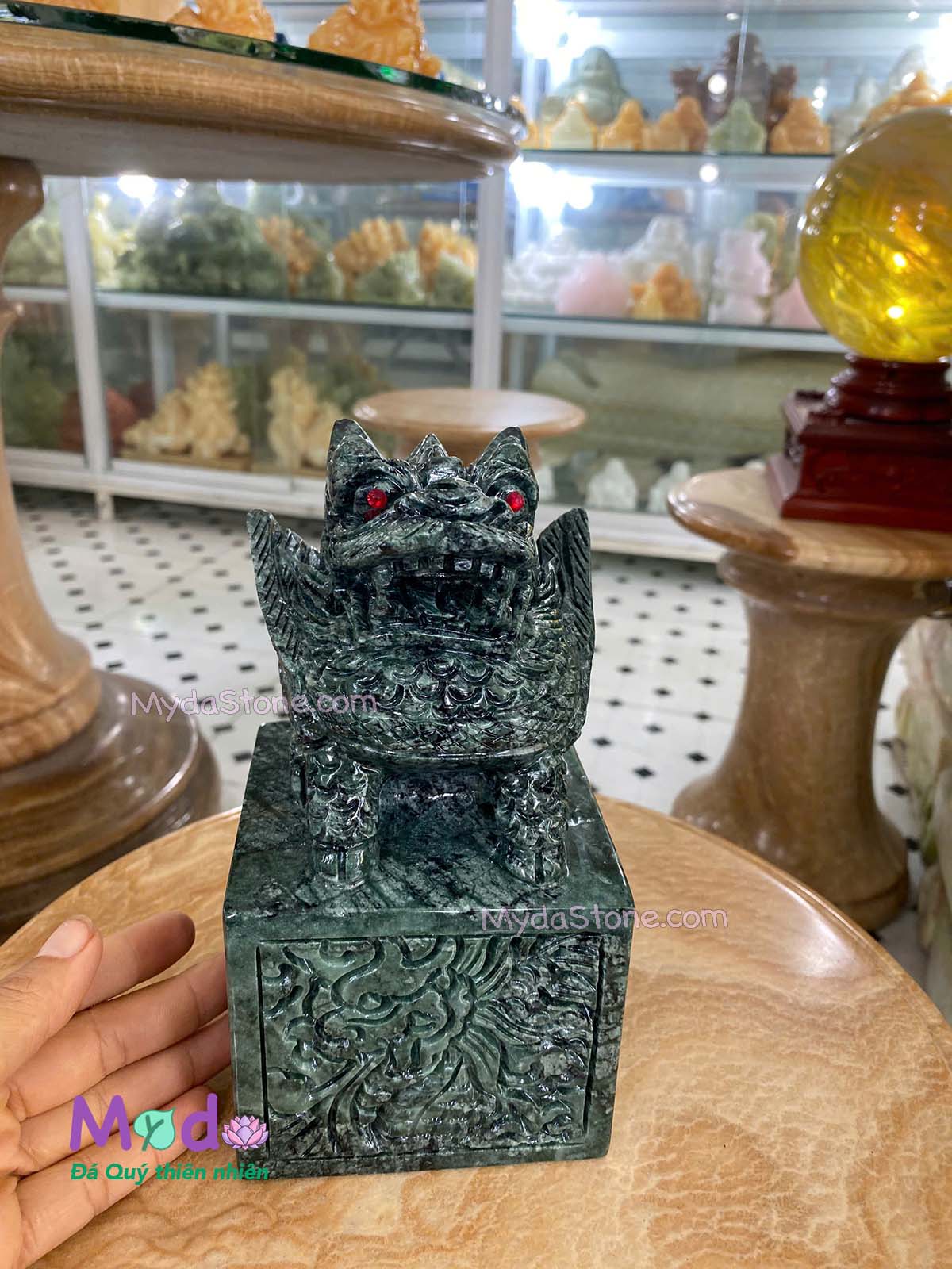 Ấn Kỳ Lân đá Xanh Ấn Độ