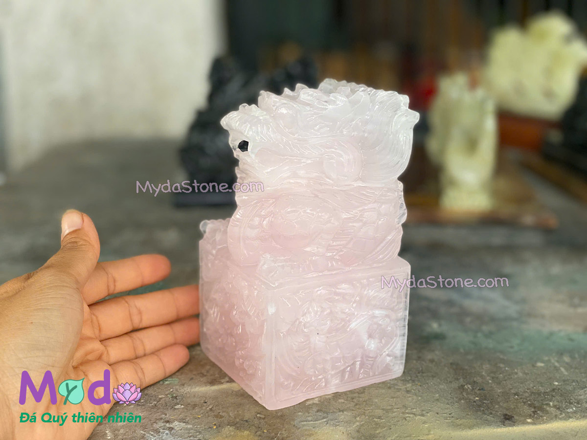 Ấn Rồng đá Ngọc Hồng