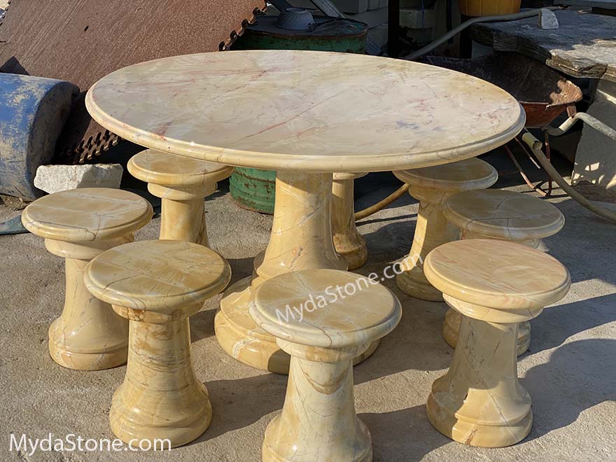 Bàn ghế đá tự nhiên (đá cà rốt vàng)