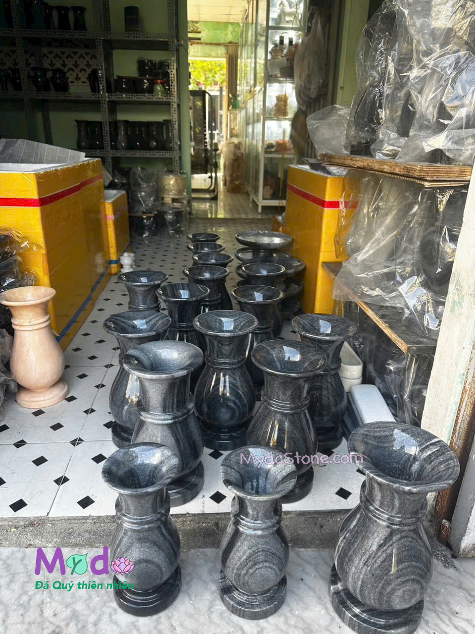 Bình Hoa đá Cẩm Thạch Đen