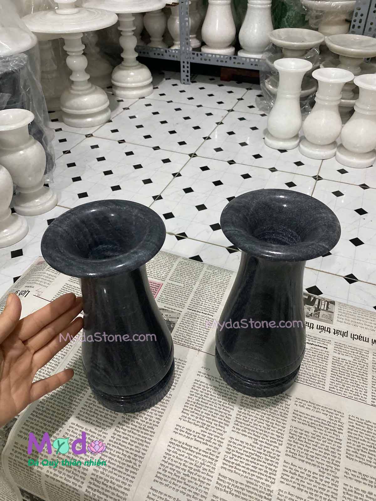 Bình Hoa đá Cẩm Thạch Đen
