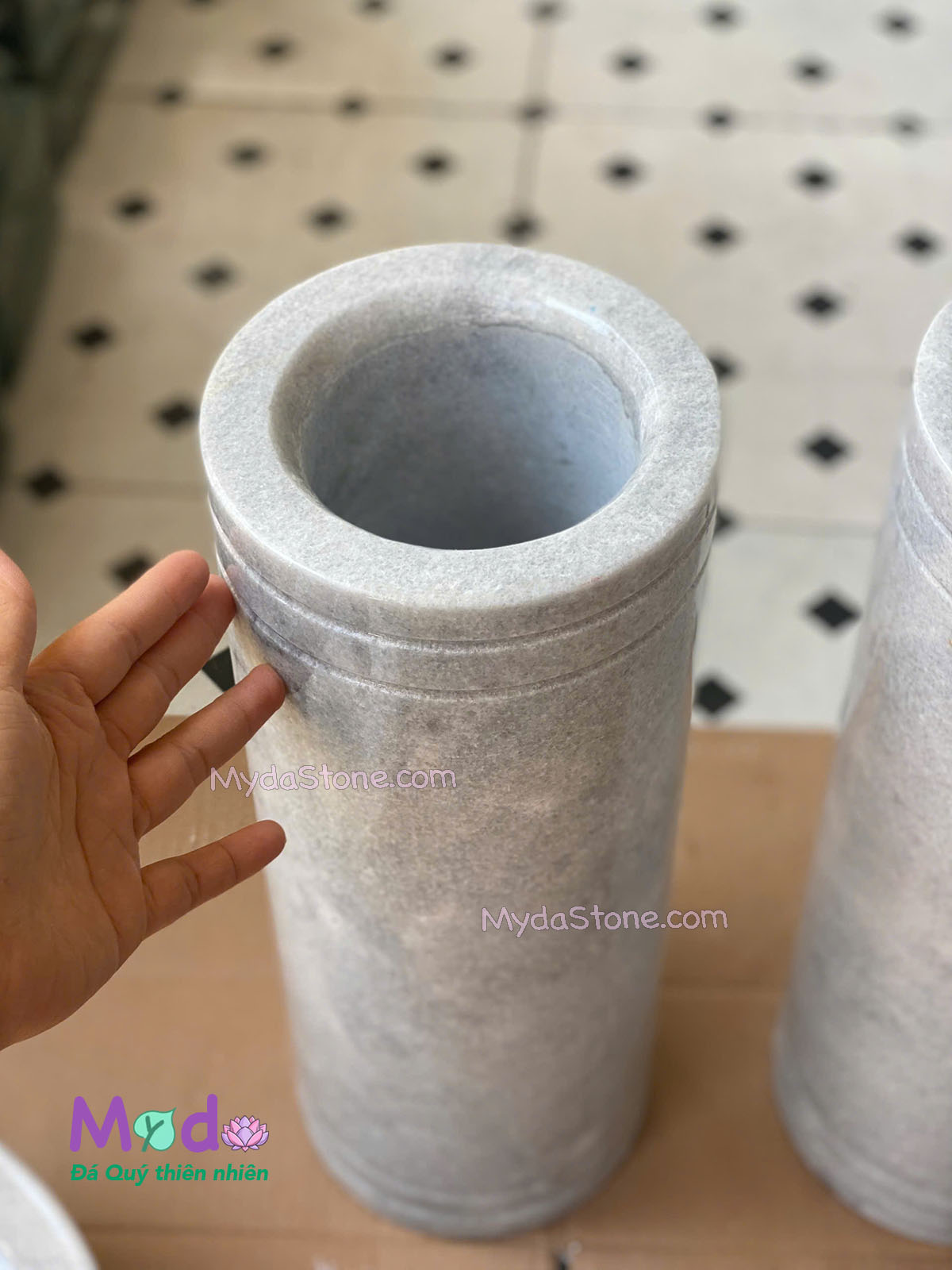 Bình Hoa đá Cẩm Thạch Trắng Xám