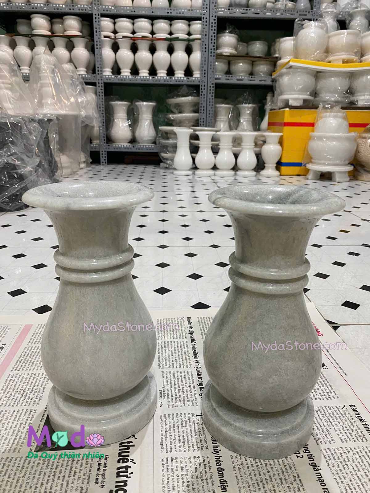 Bình Hoa đá Cẩm Thạch Trắng Xám