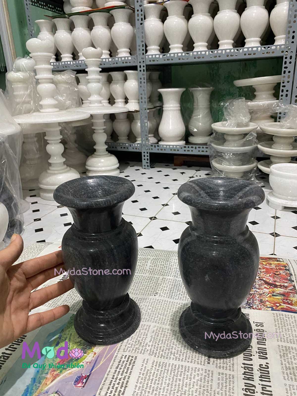 Bình Hoa đá Cẩm Thạch Đen