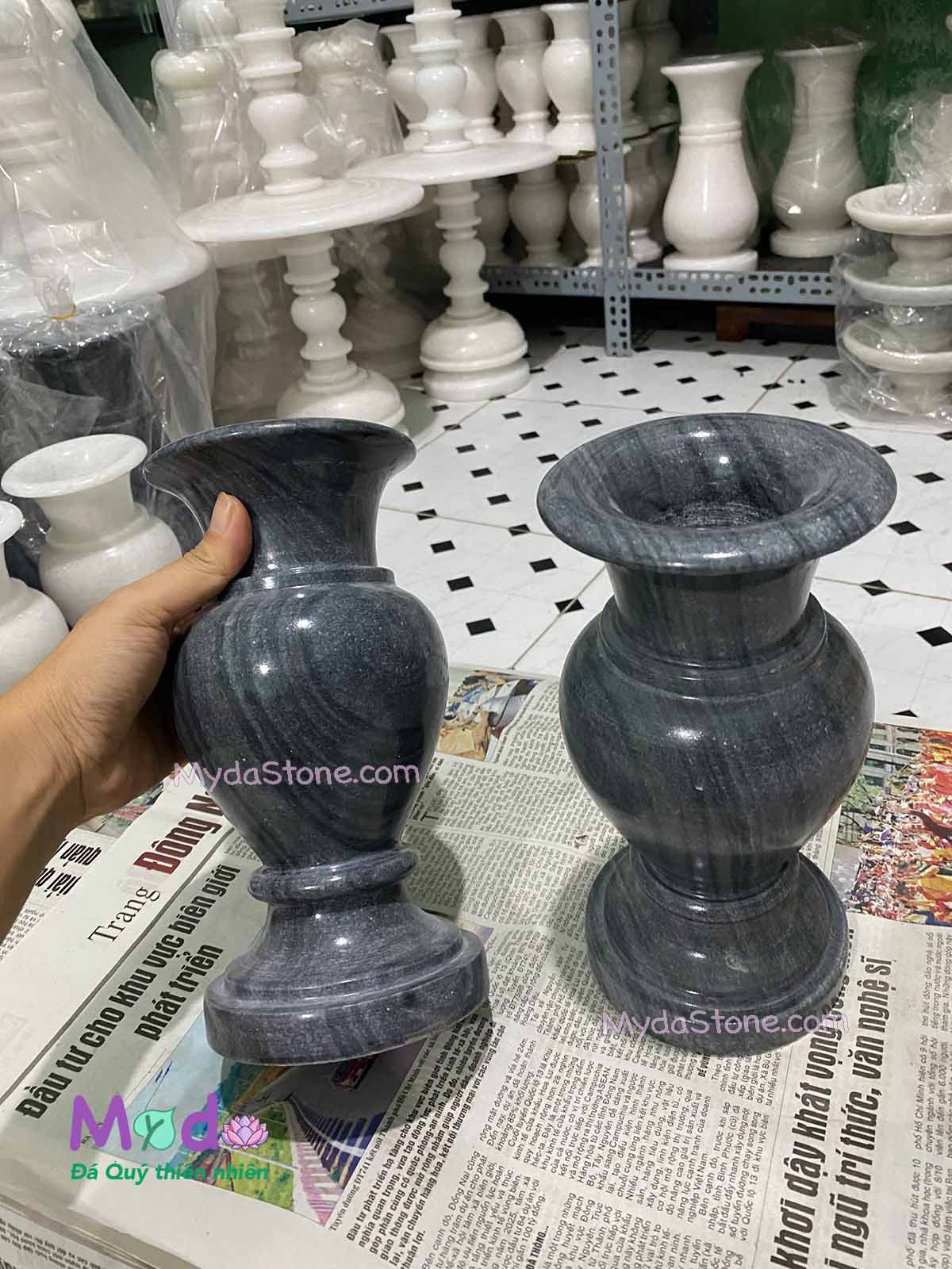 Bình Hoa đá Cẩm Thạch Đen