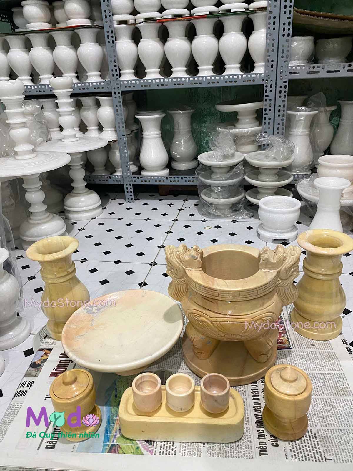 Bộ Đồ Thờ Cúng đá Cà Rốt Vàng