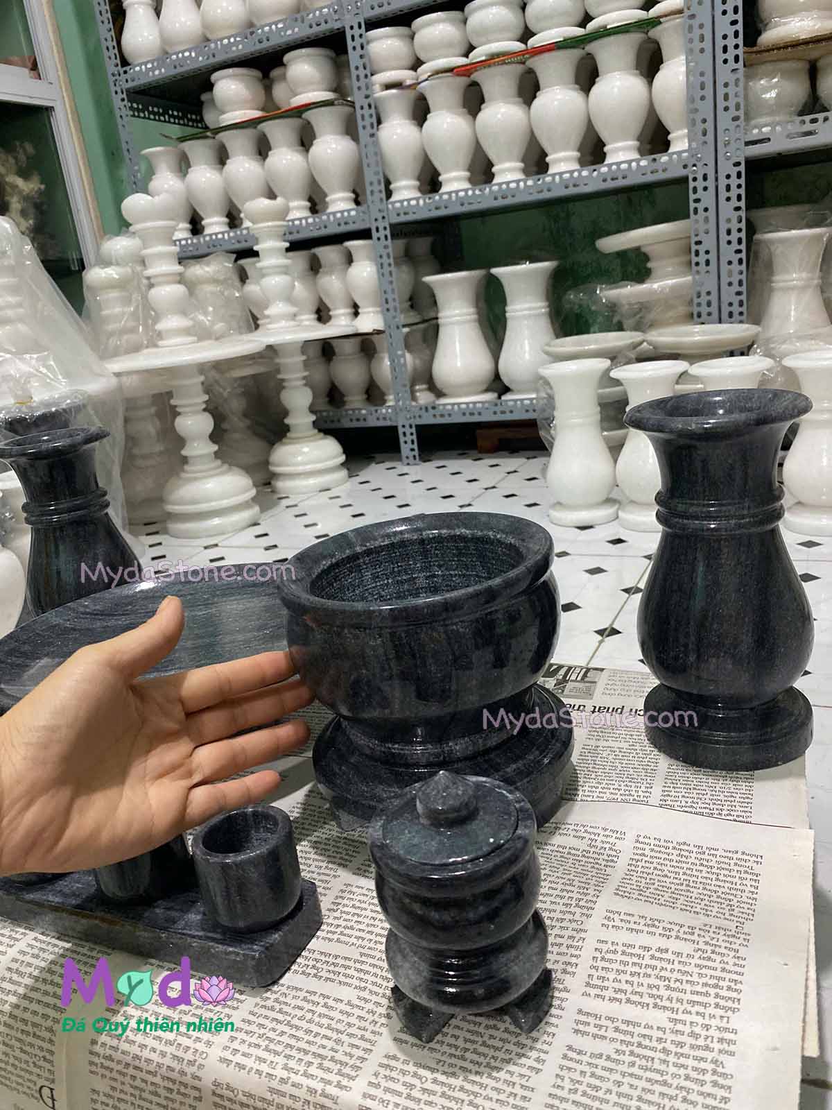 Bộ Đồ Thờ Cúng đá Cẩm Thạch Đen