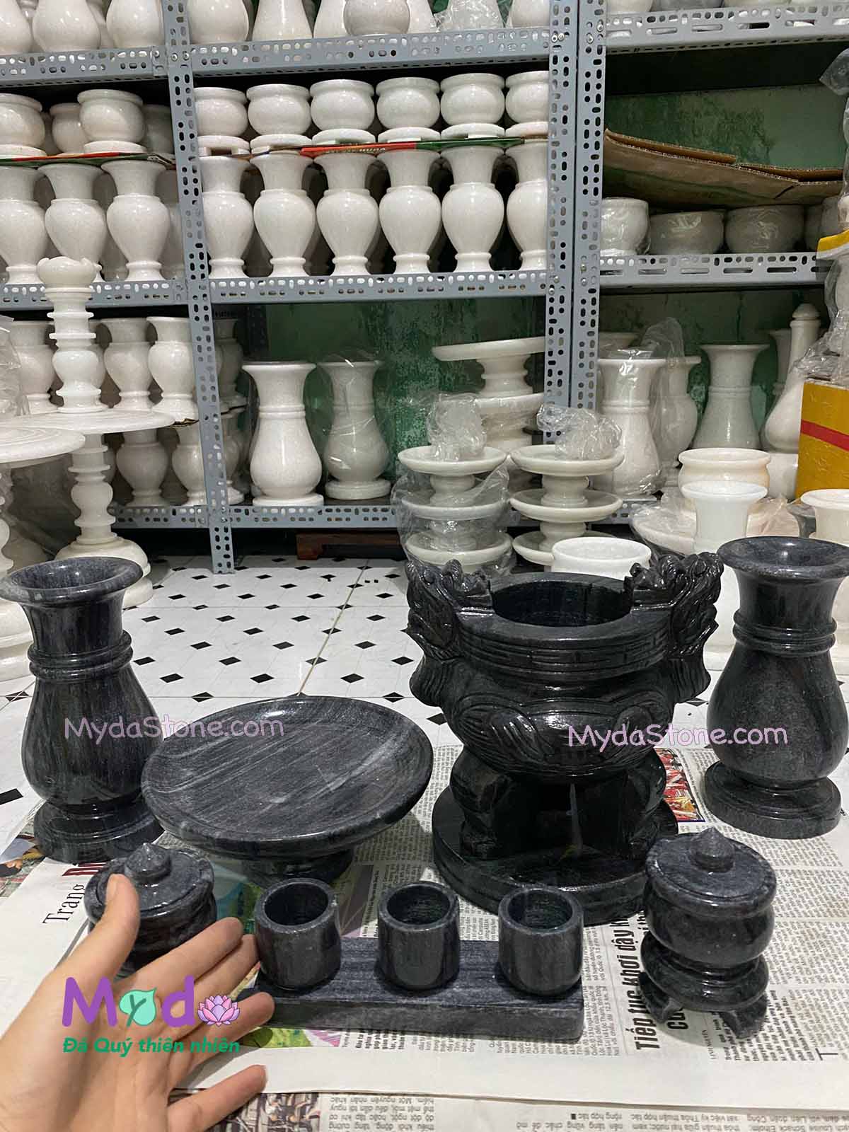 Bộ Đồ Thờ Cúng đá Cẩm Thạch Đen