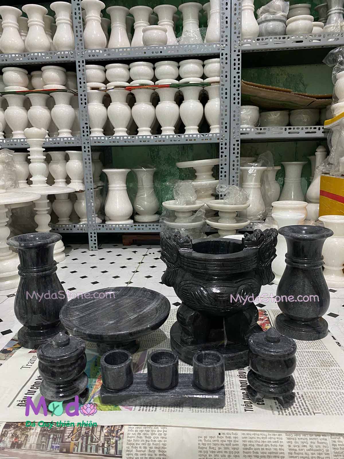 Bộ Đồ Thờ Cúng đá Cẩm Thạch Đen