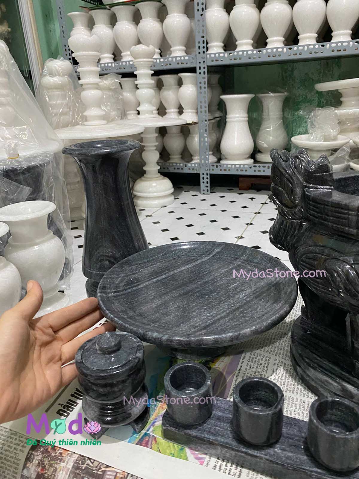 Bộ Đồ Thờ Cúng đá Cẩm Thạch Đen