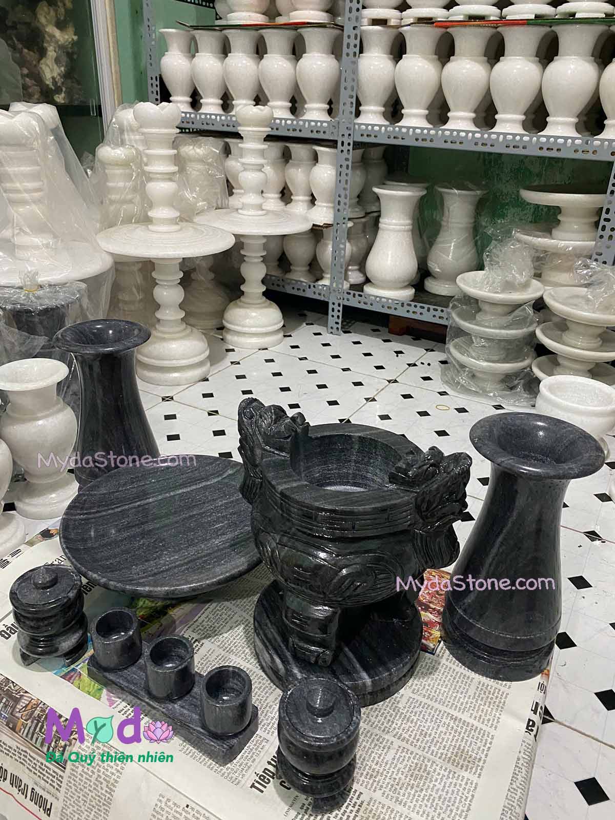 Bộ Đồ Thờ Cúng đá Cẩm Thạch Đen