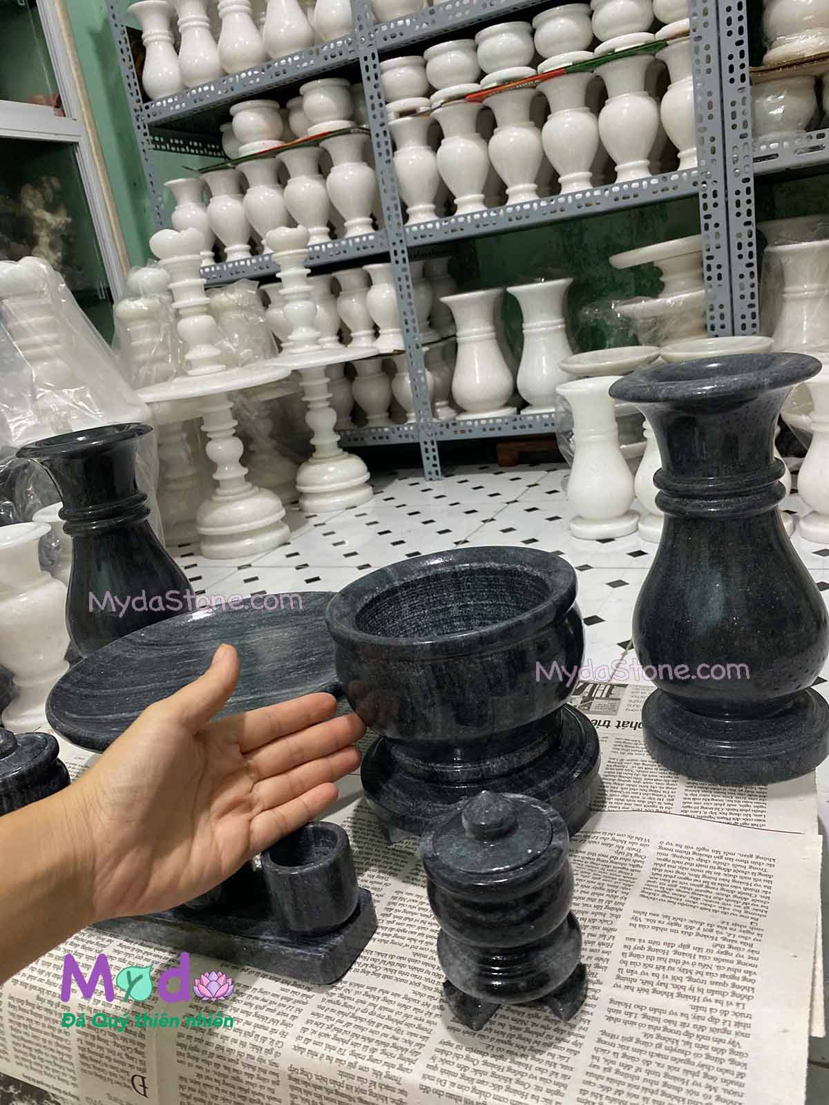 Bộ Đồ Thờ Cúng đá Cẩm Thạch Đen