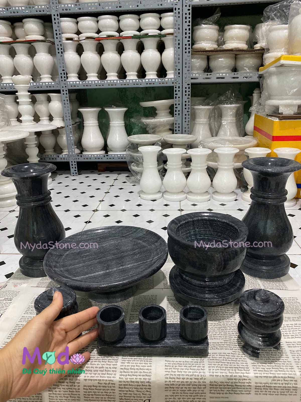 Bộ Đồ Thờ Cúng đá Cẩm Thạch Đen