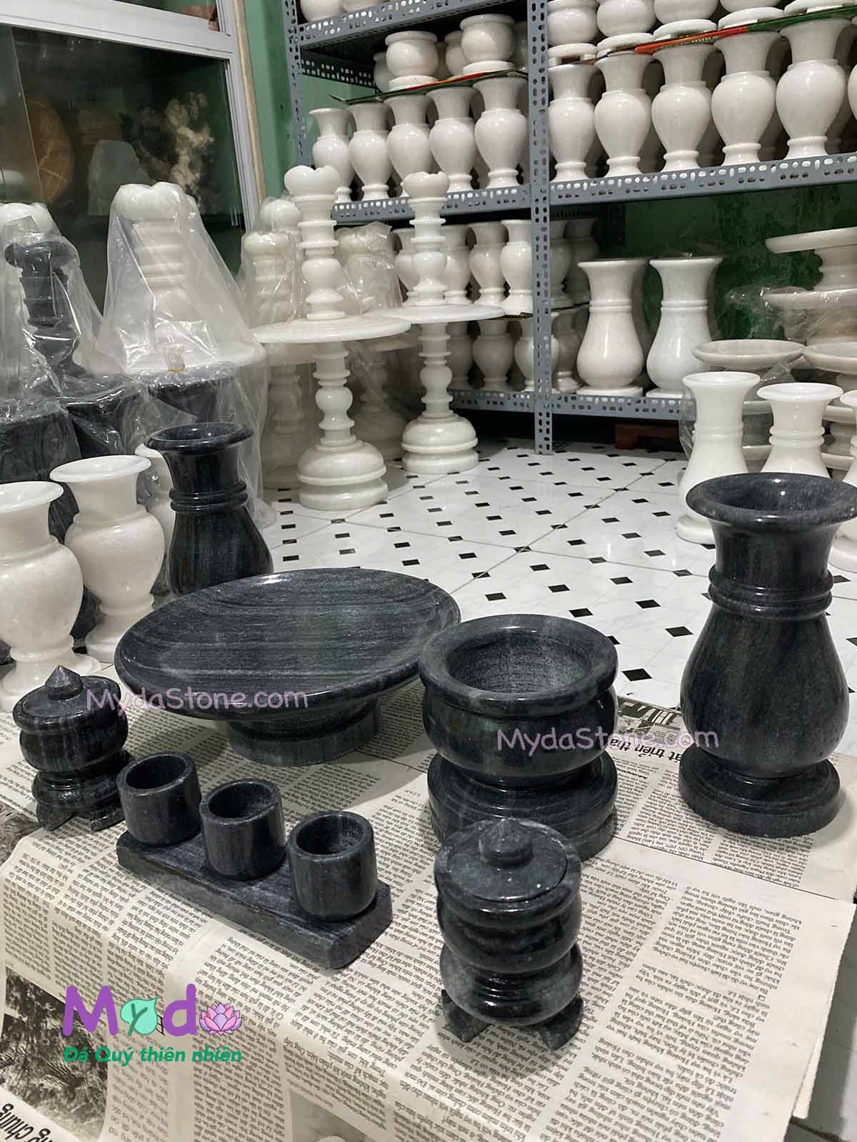Bộ Đồ Thờ Cúng đá Cẩm Thạch Đen