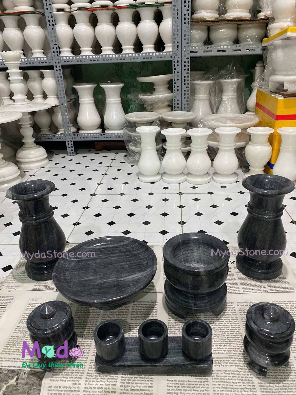 Bộ Đồ Thờ Cúng đá Cẩm Thạch Đen