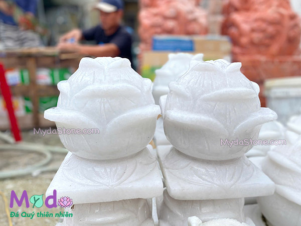 Búp Sen đá Cẩm Thạch Trắng