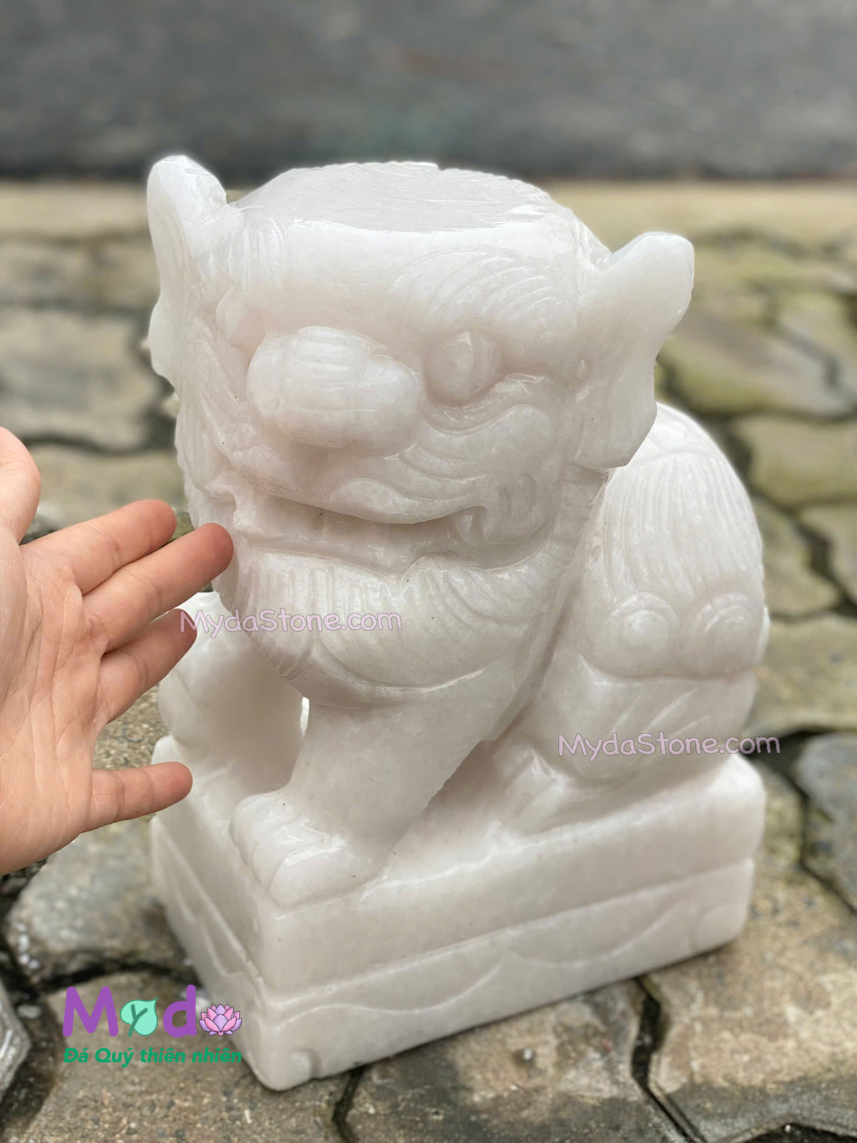 Tượng Con Nghê quay đầu đá Cẩm Thạch Trắng