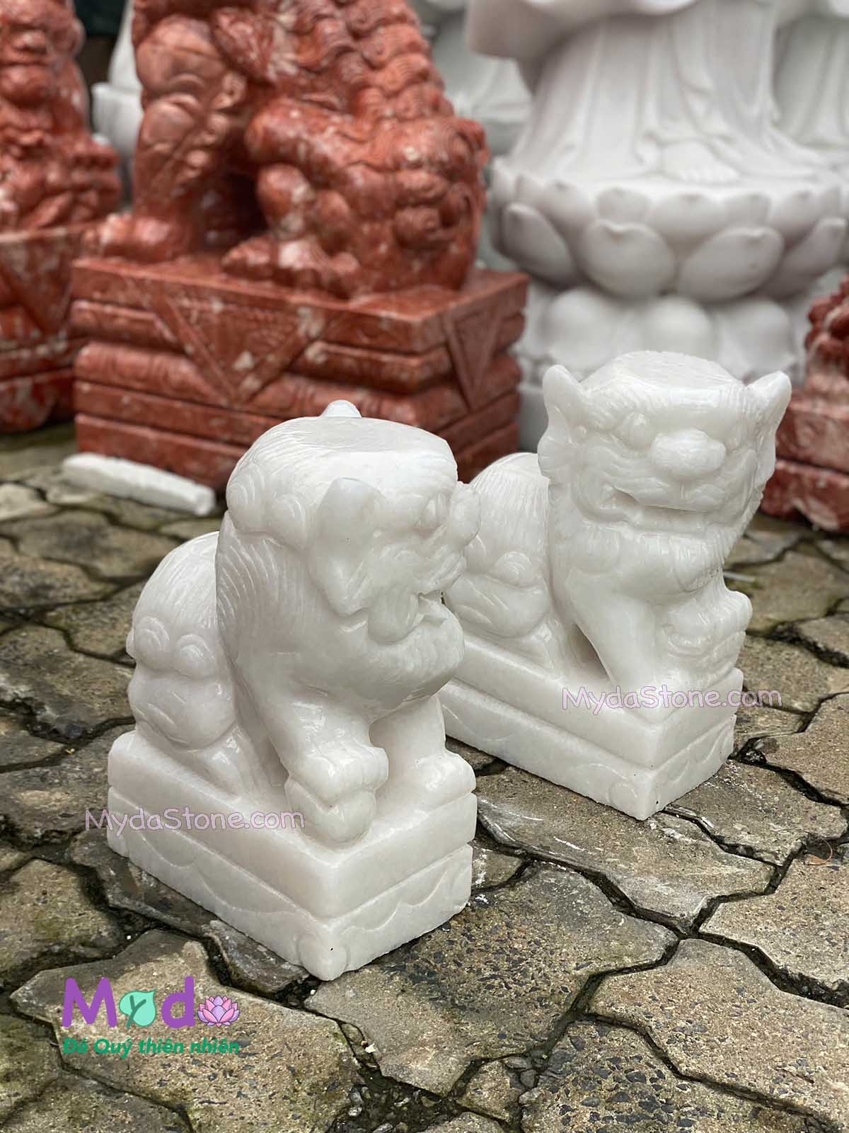 Tượng Con Nghê quay đầu đá Cẩm Thạch Trắng