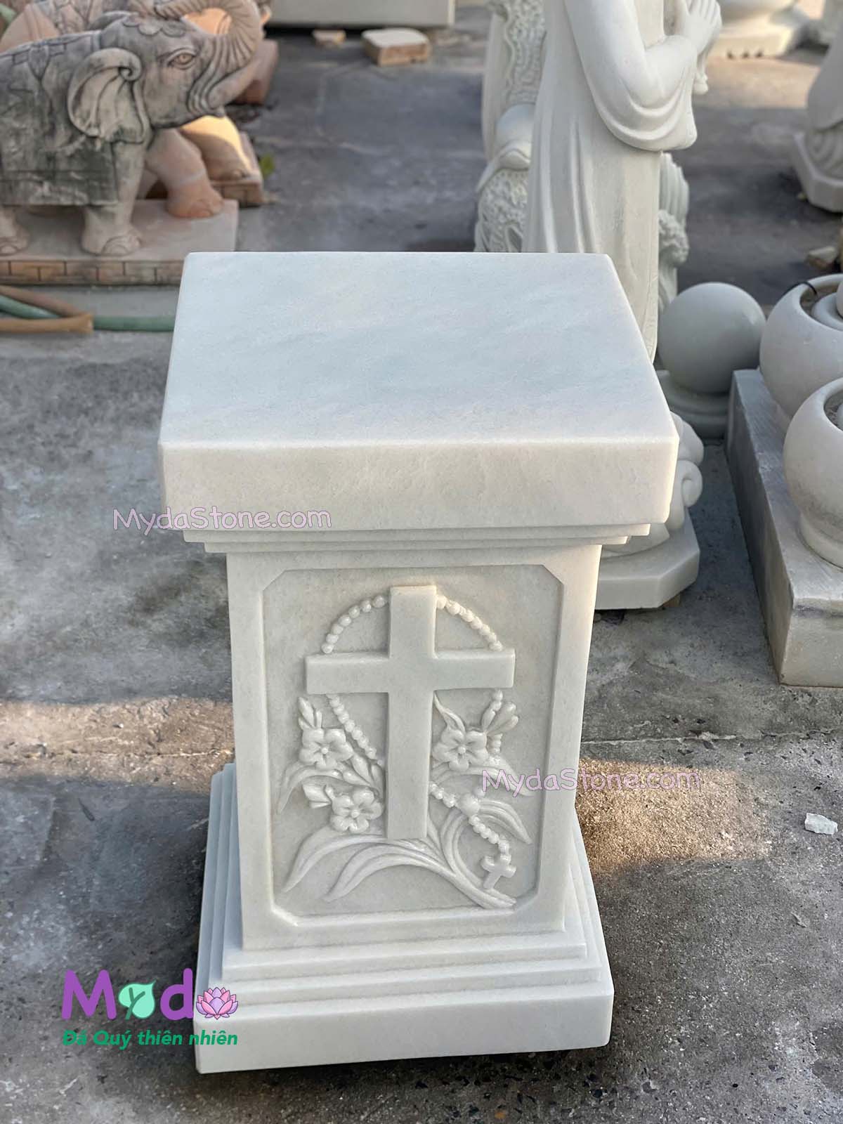 Chân đế tượng Đức Mẹ đá Cẩm Thạch Trắng