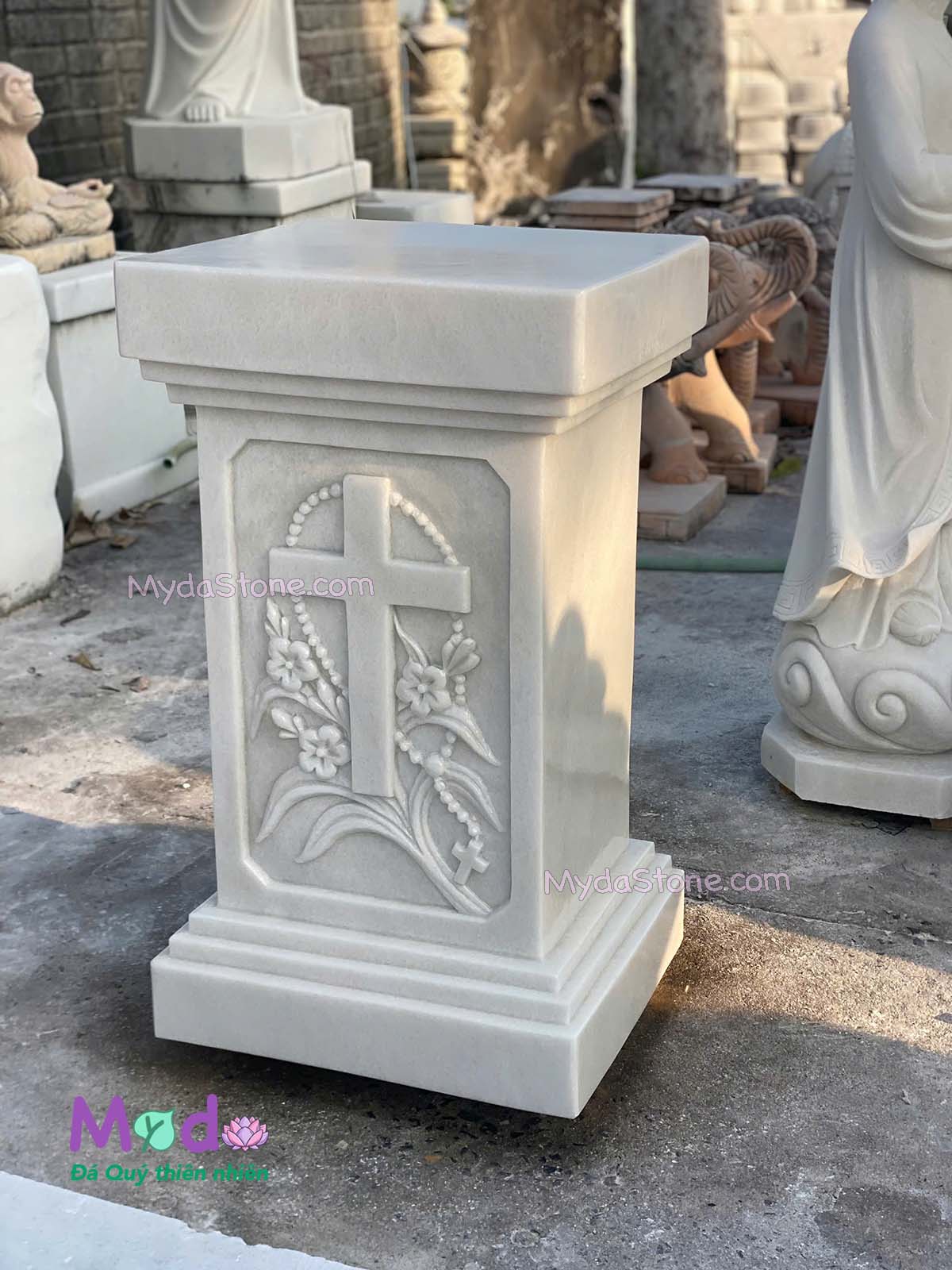 Chân đế tượng Đức Mẹ đá Cẩm Thạch Trắng