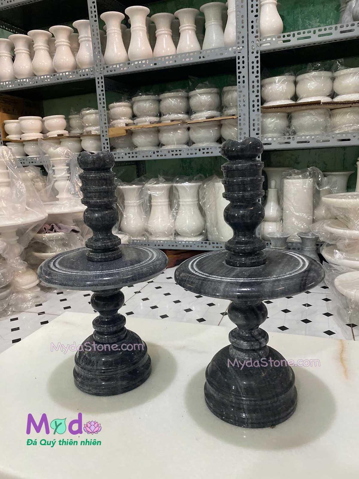 Chân Đèn đá Cẩm Thạch Đen