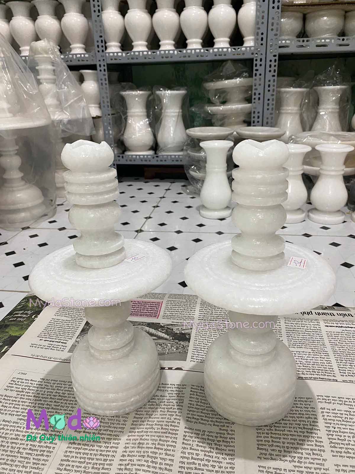 Chân Đèn đá Cẩm Thạch Trắng