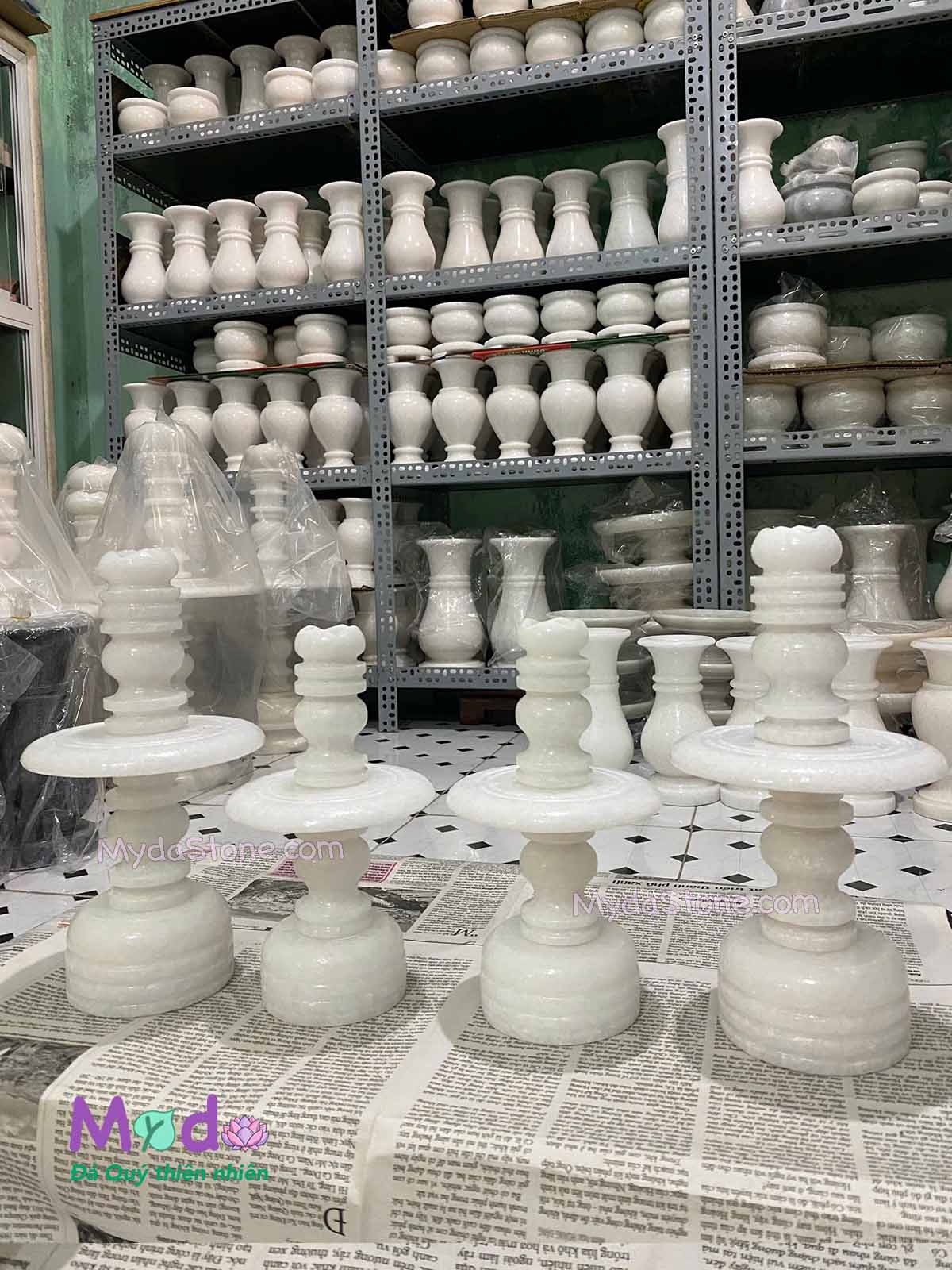Chân Đèn đá Cẩm Thạch Trắng