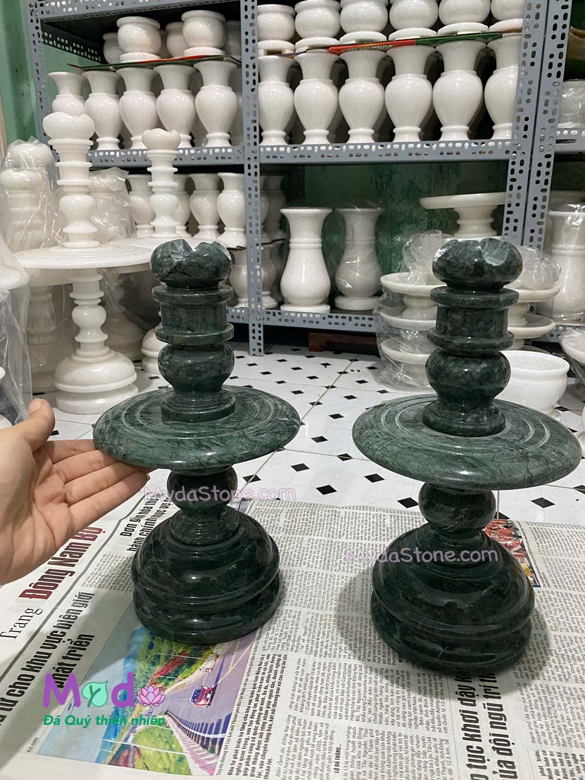 Chân Đèn đá Xanh Ấn Độ