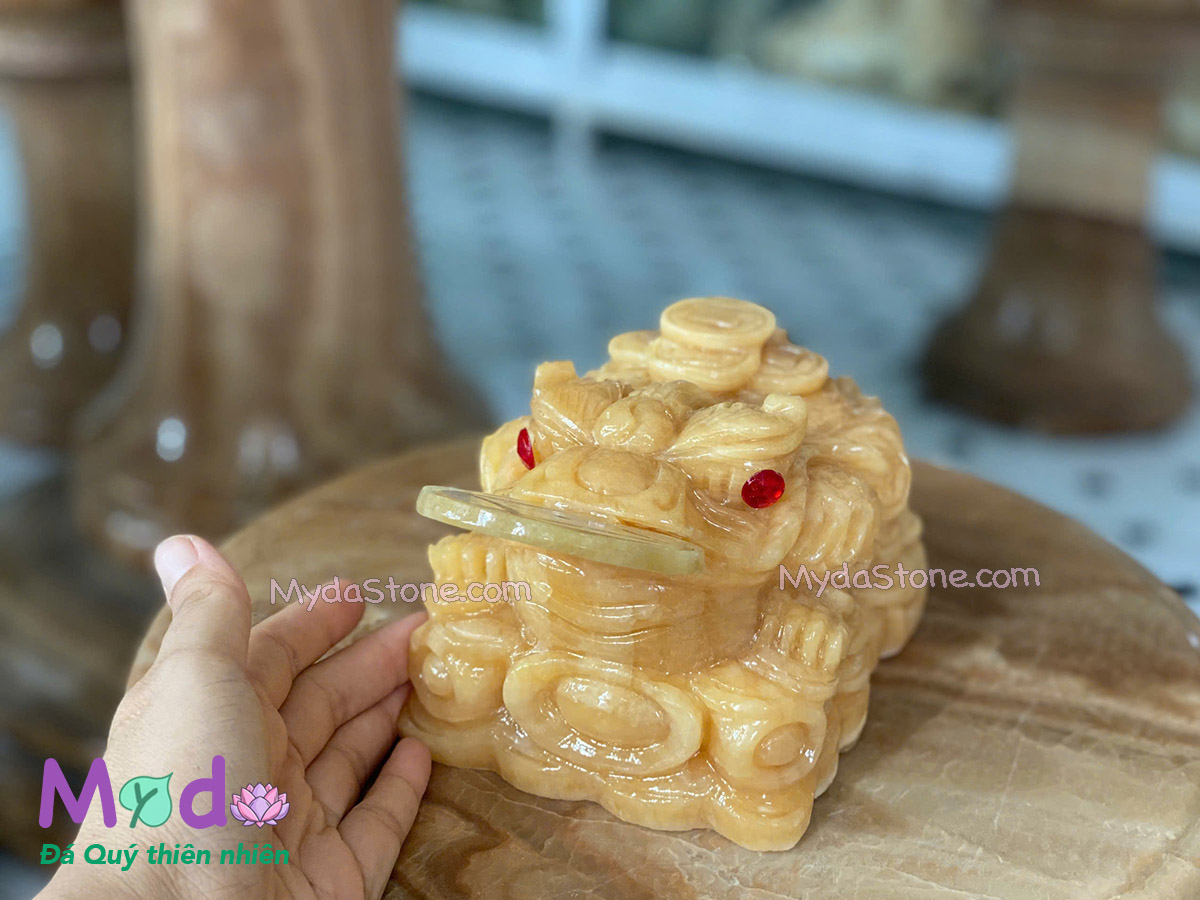 Cóc Thiềm Thừ đá Ngọc Hoàng Long