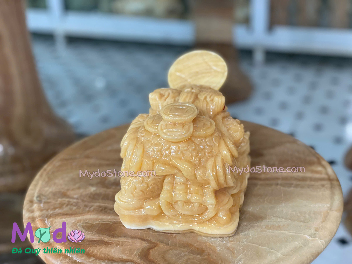 Cóc Thiềm Thừ đá Ngọc Hoàng Long