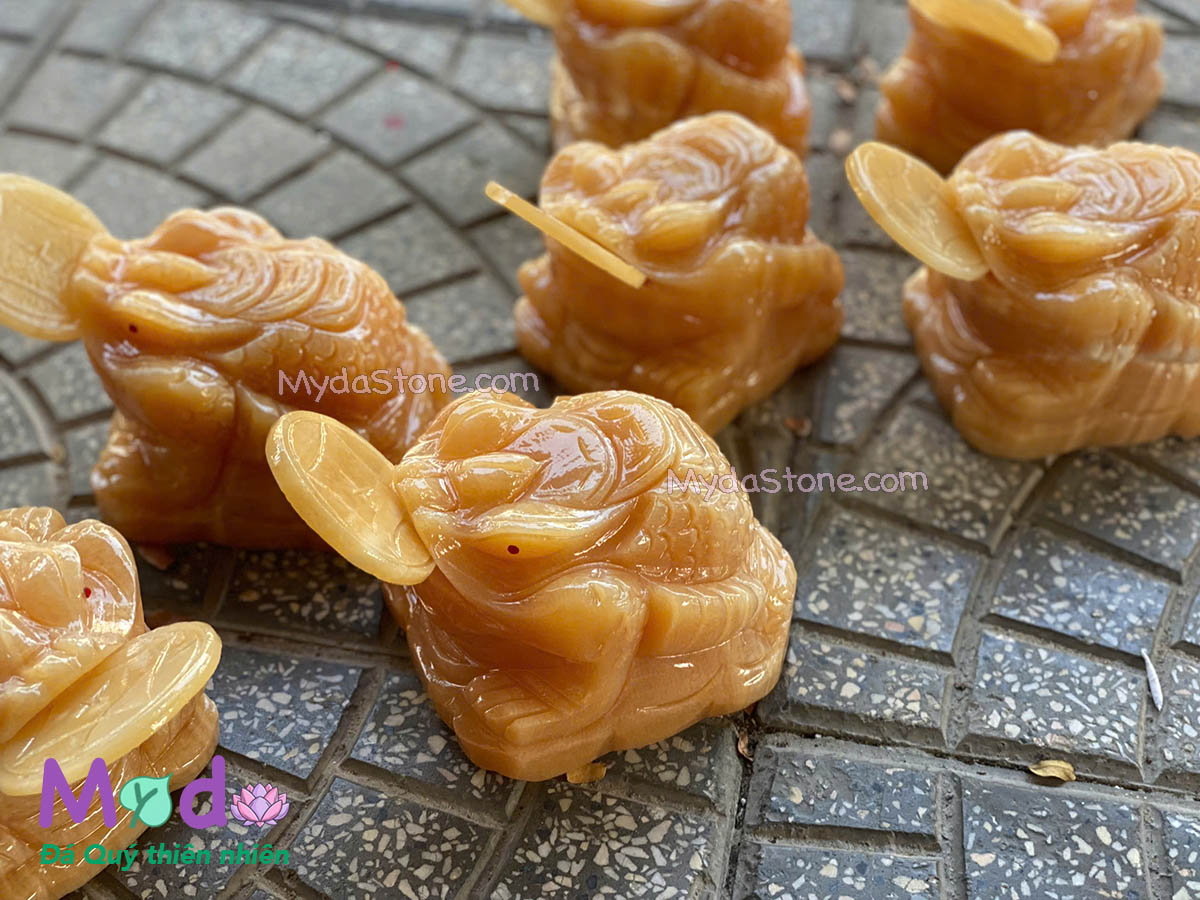 Cóc Thiềm Thừ đá Ngọc Hoàng Long