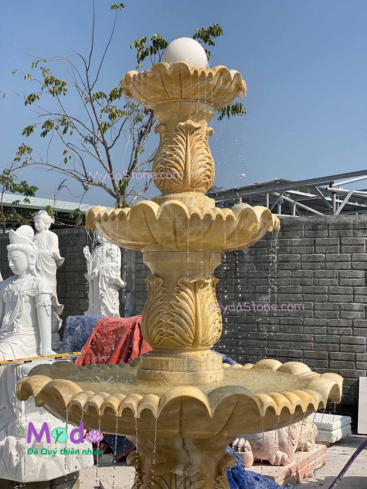 Đài Phun Nước đá Cà Rốt Vàng