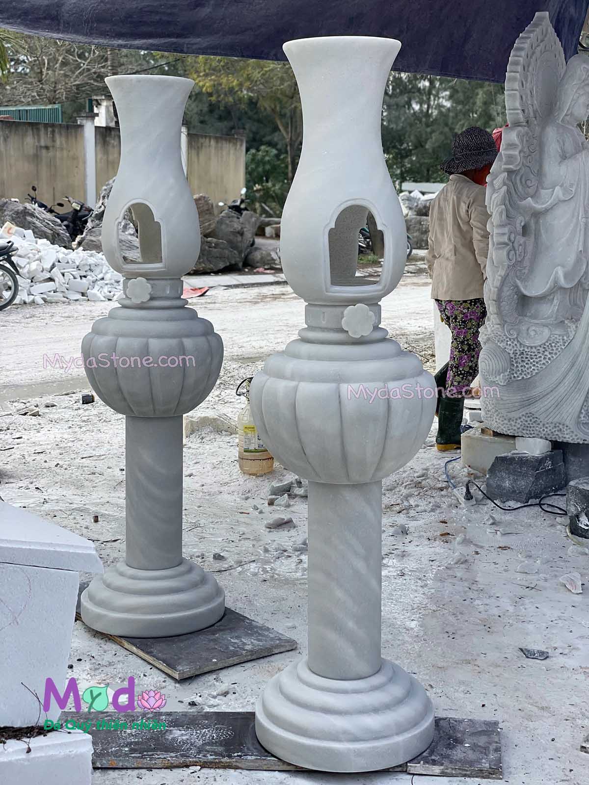Đèn Đá hình Cây Đèn Dầu đá Cẩm Thạch Trắng Xám