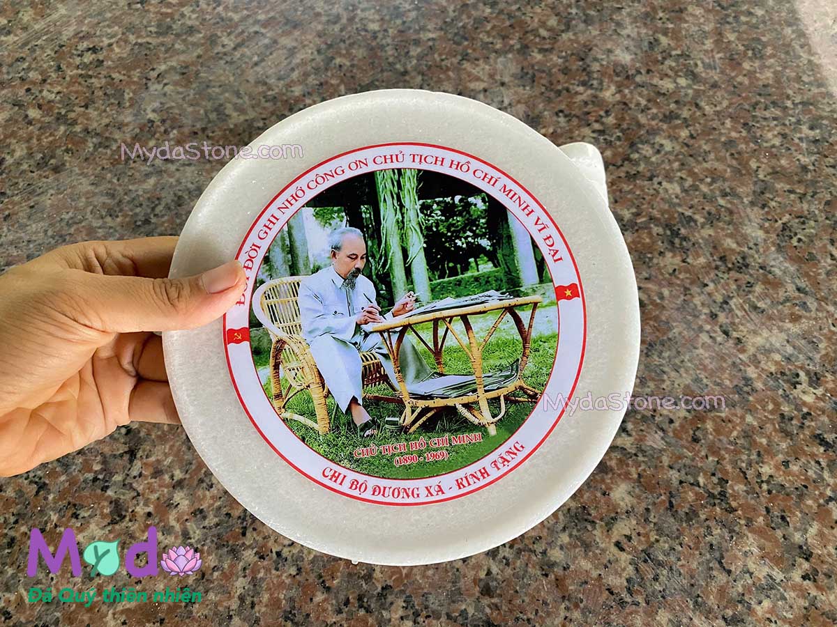 Đĩa đá In Hình Bác Hồ Làm Việc
