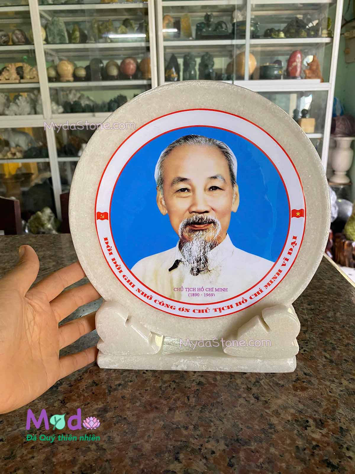 Đĩa đá in hình Bác Hồ