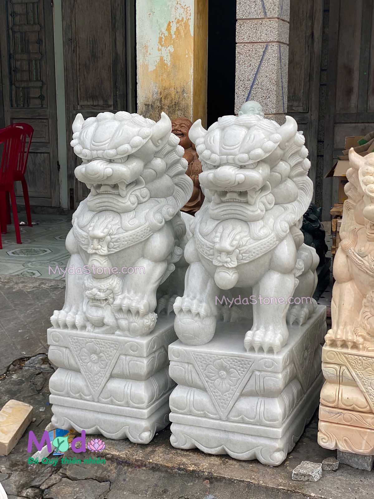 Tượng Kỳ Lân đá Cẩm Thạch Trắng