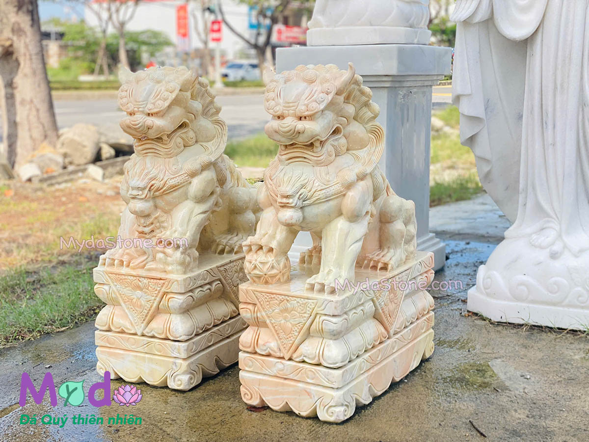 Kỳ Lân để Lăng Mộ đá Cà Rốt Vàng