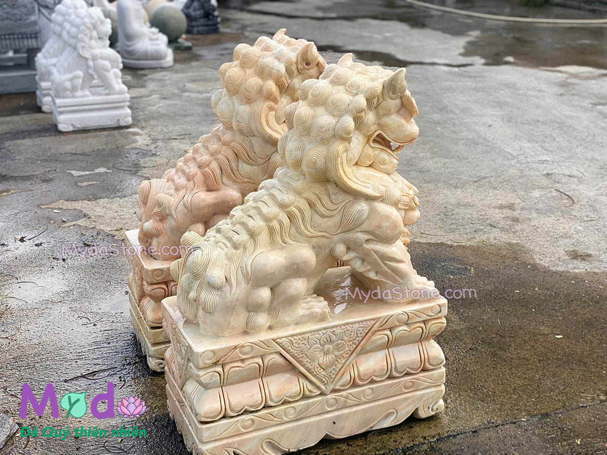 Kỳ Lân để Lăng Mộ đá Cà Rốt Vàng
