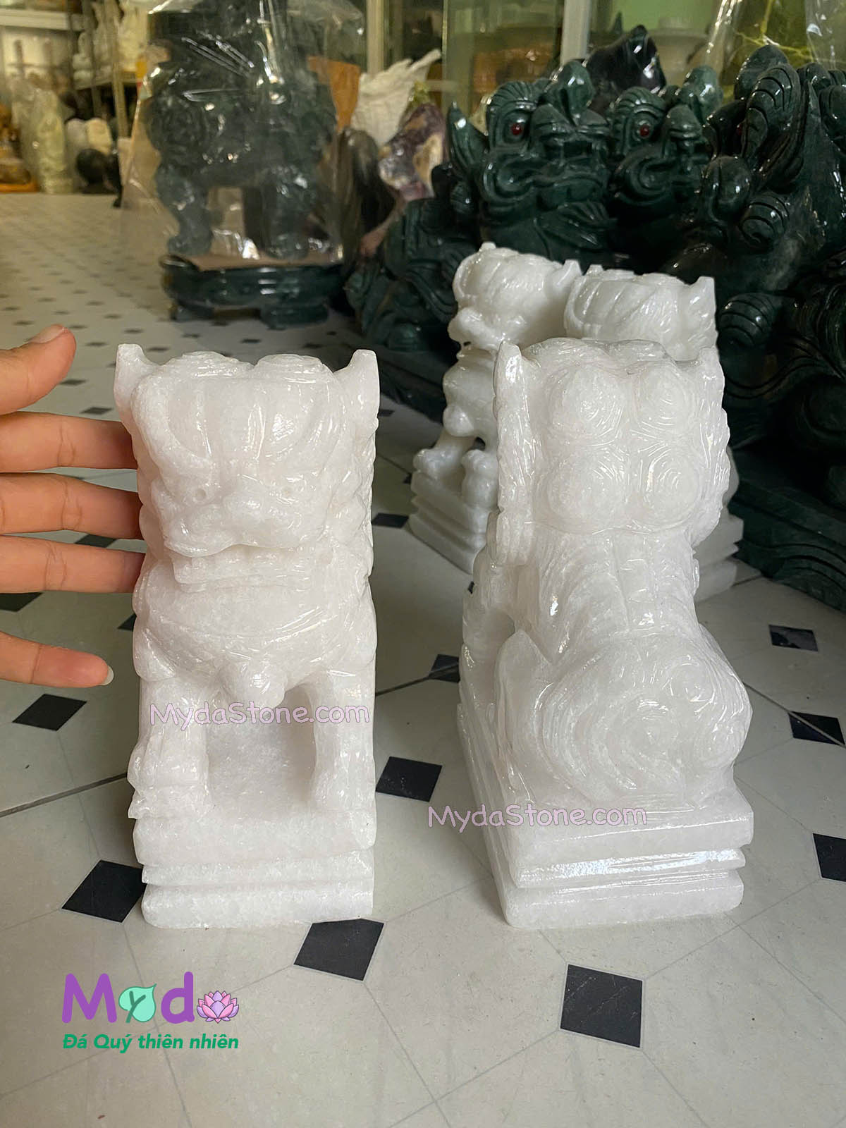 Kỳ Lân để Mộ đá Cẩm Thạch Trắng