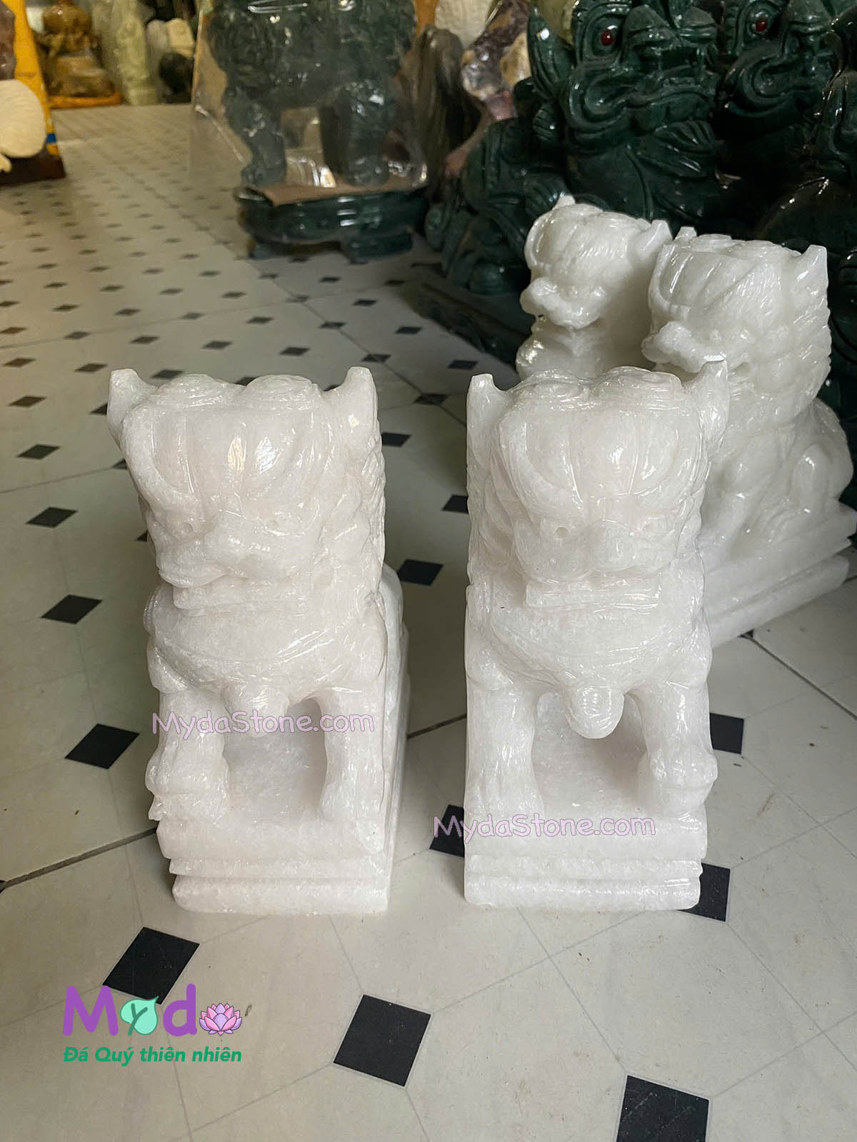 Kỳ Lân để Mộ đá Cẩm Thạch Trắng