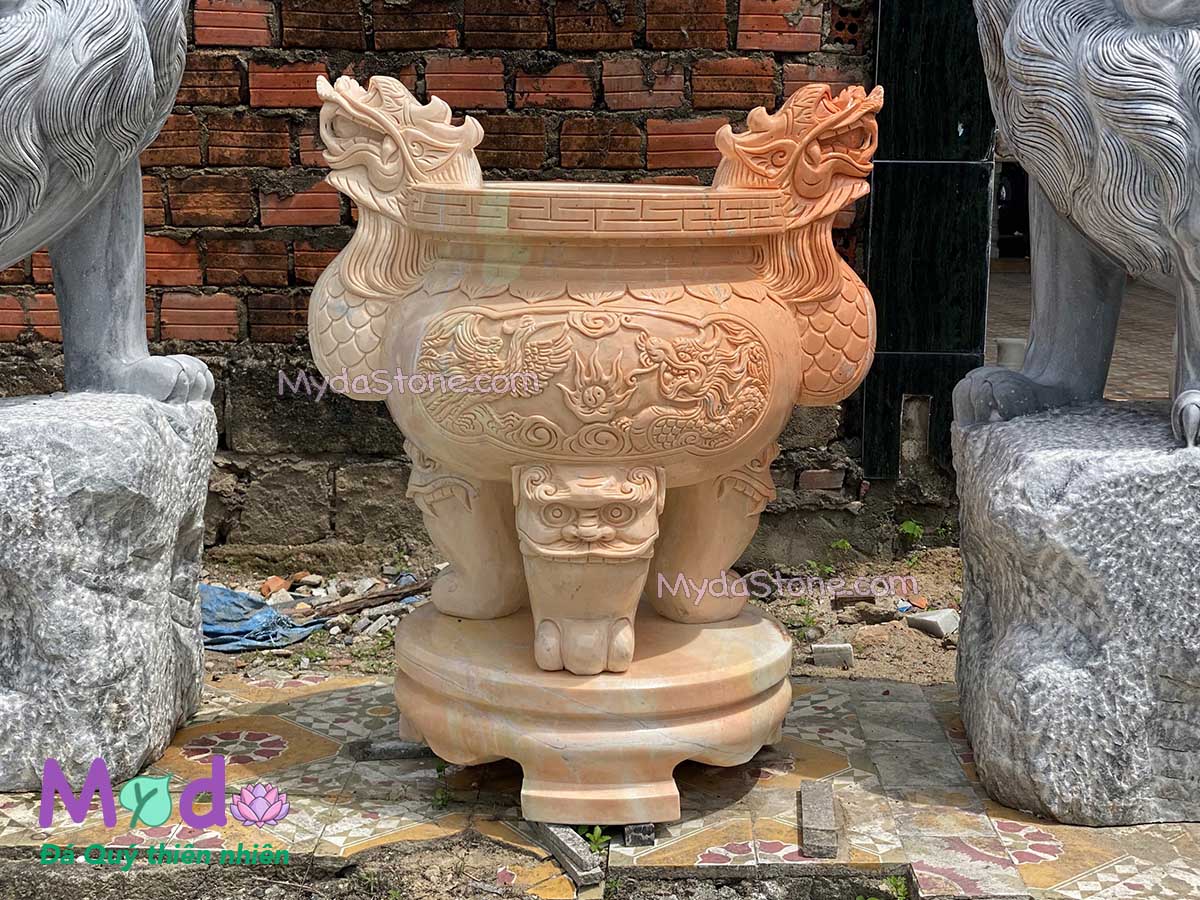 Lư Hương chạm rồng đá Cà Rốt Vàng