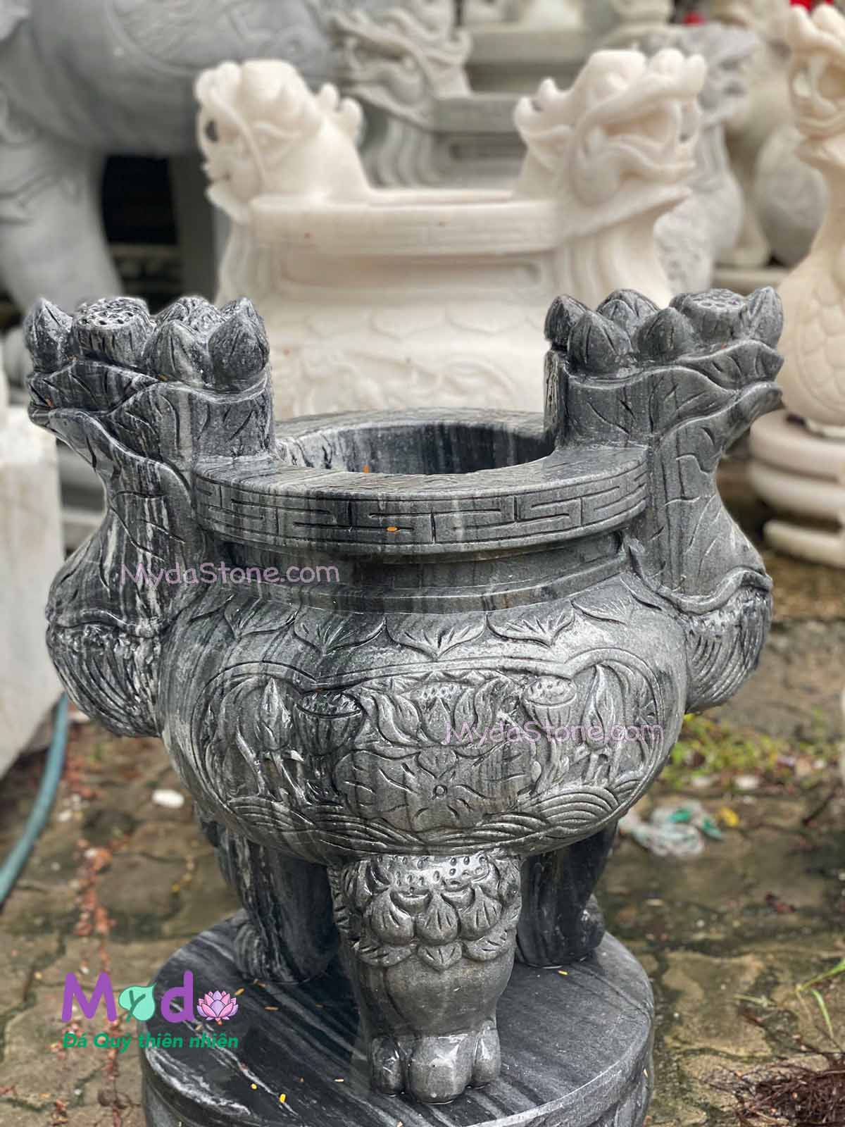 Lư Hương chạm hoa sen đá Cẩm Thạch Đen