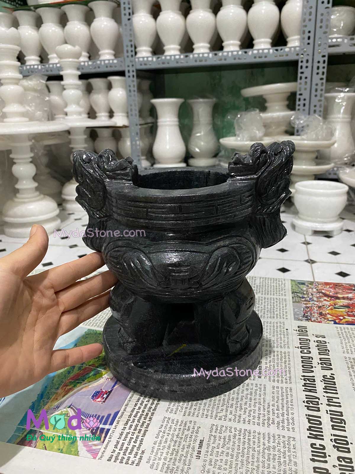 Lư Hương chạm rồng đá Cẩm Thạch Đen