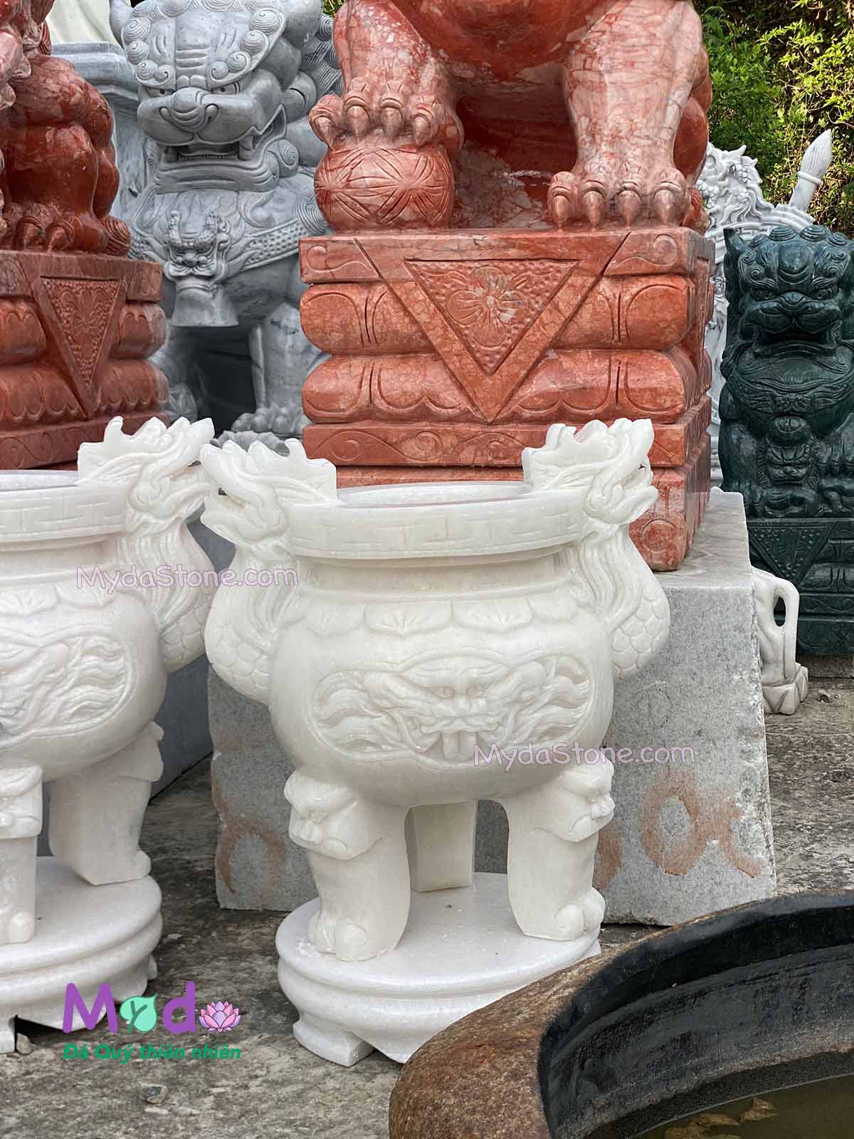 Lư Hương chạm rồng đá Cẩm Thạch Trắng