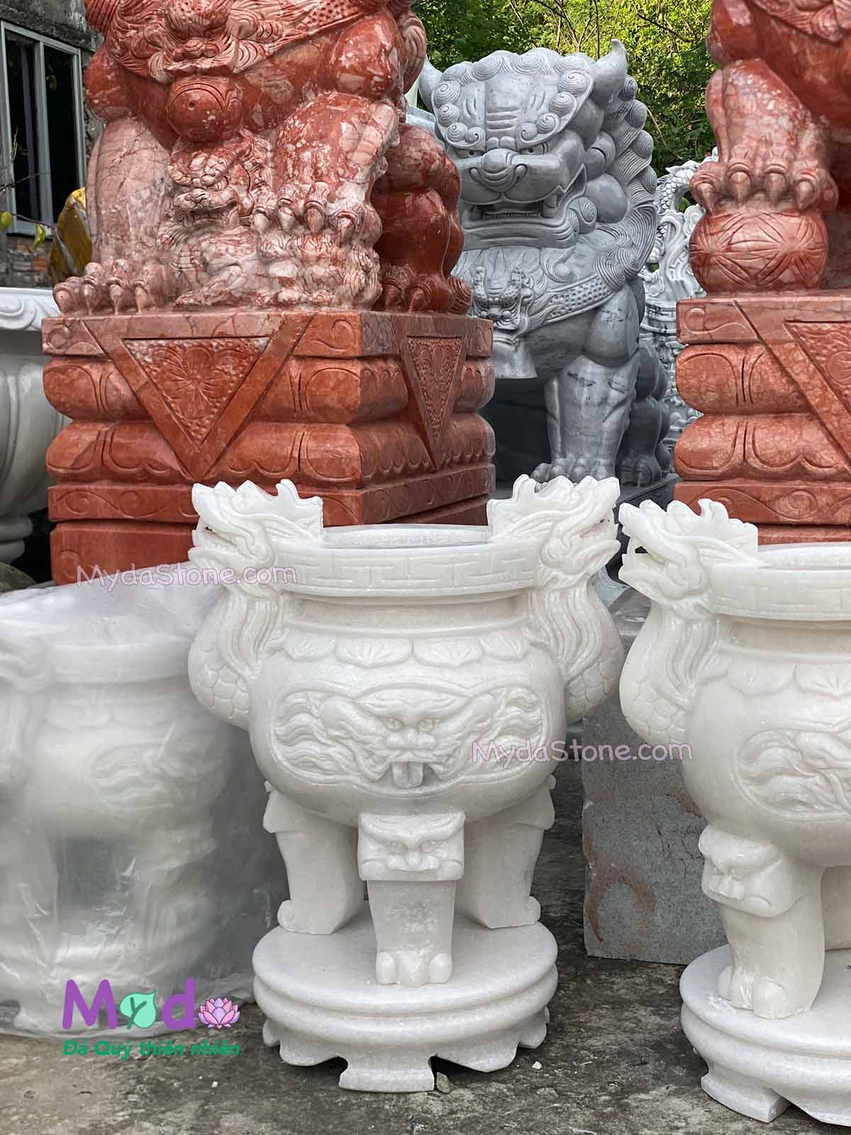 Lư Hương chạm rồng đá Cẩm Thạch Trắng