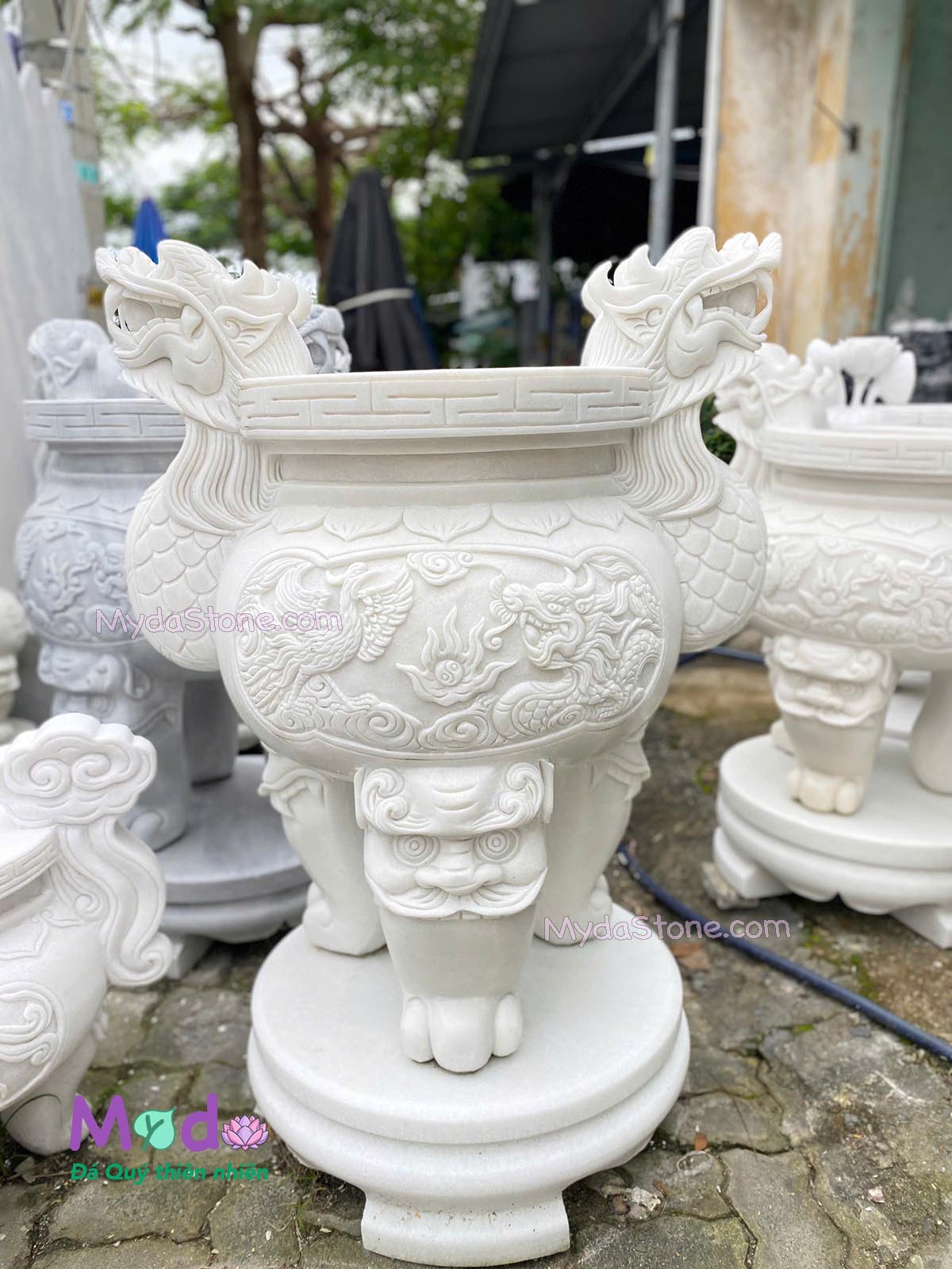Lư Hương chạm rồng đá Cẩm Thạch Trắng