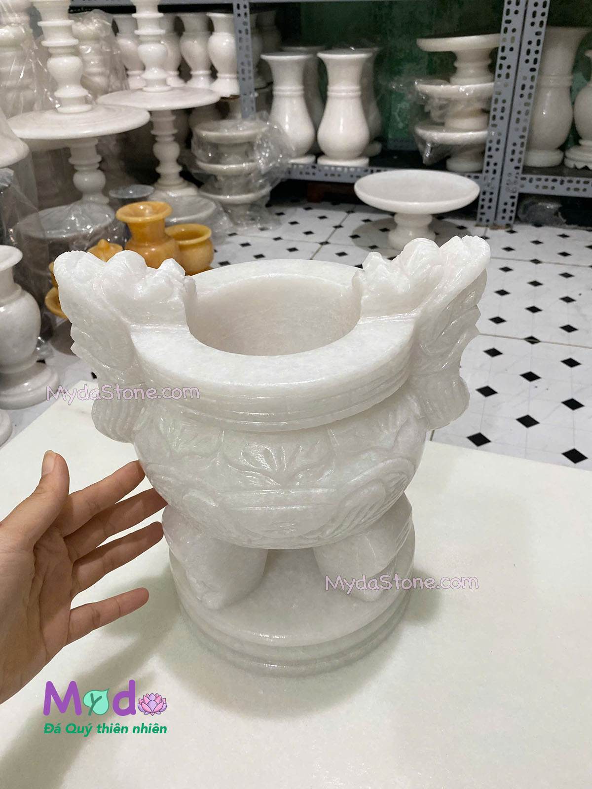Lư Hương chạm rồng đá Cẩm Thạch Trắng
