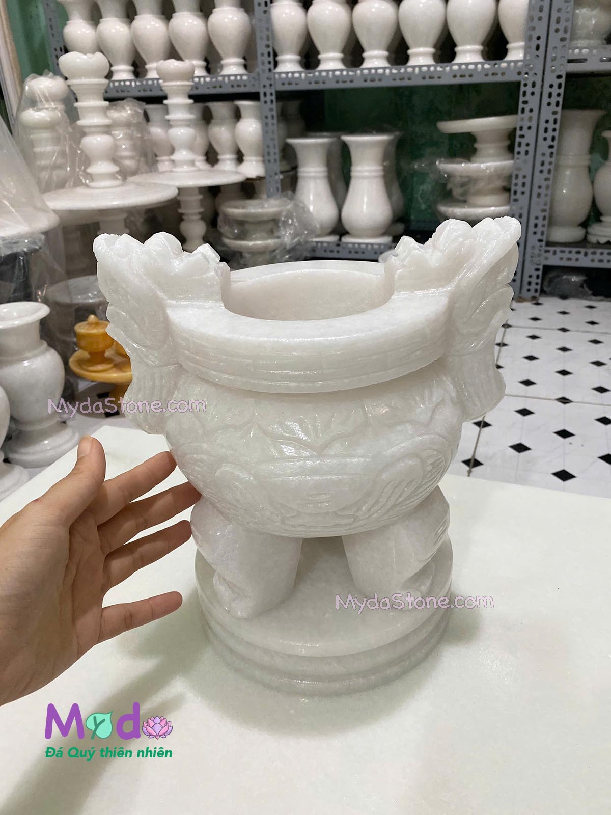 Lư Hương chạm rồng đá Cẩm Thạch Trắng