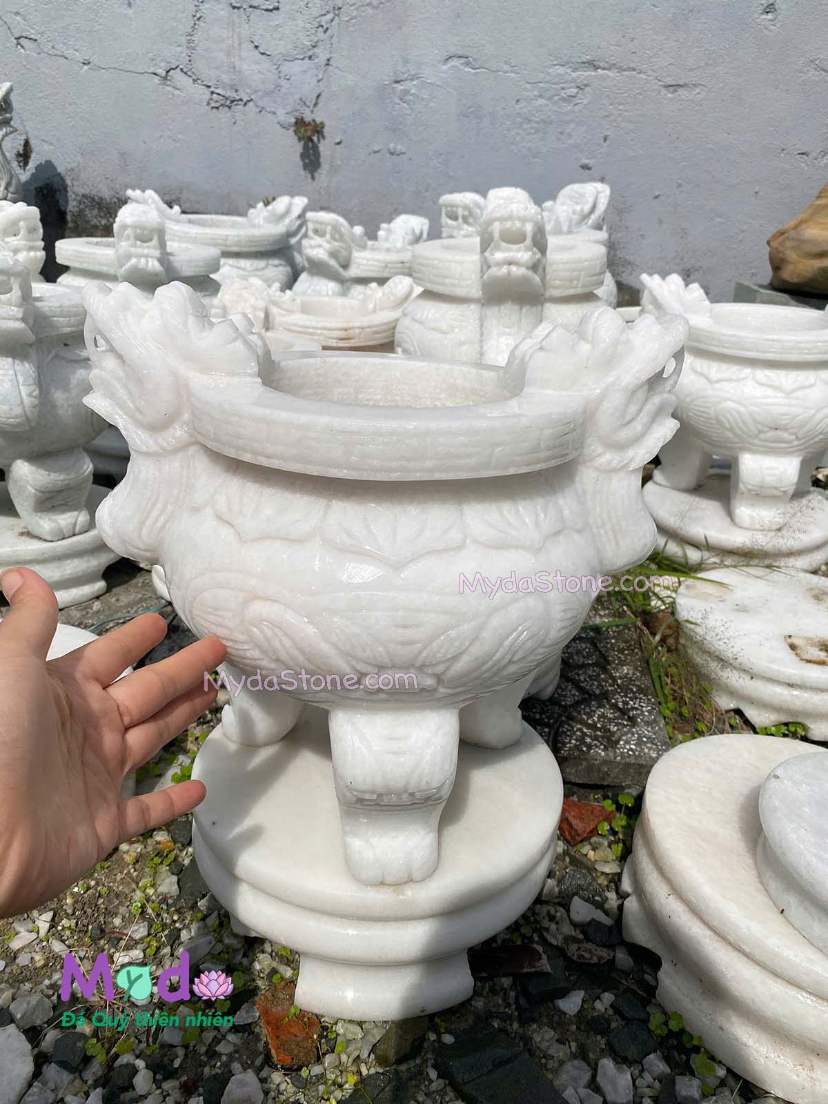 Lư Hương chạm rồng đá Cẩm Thạch Trắng