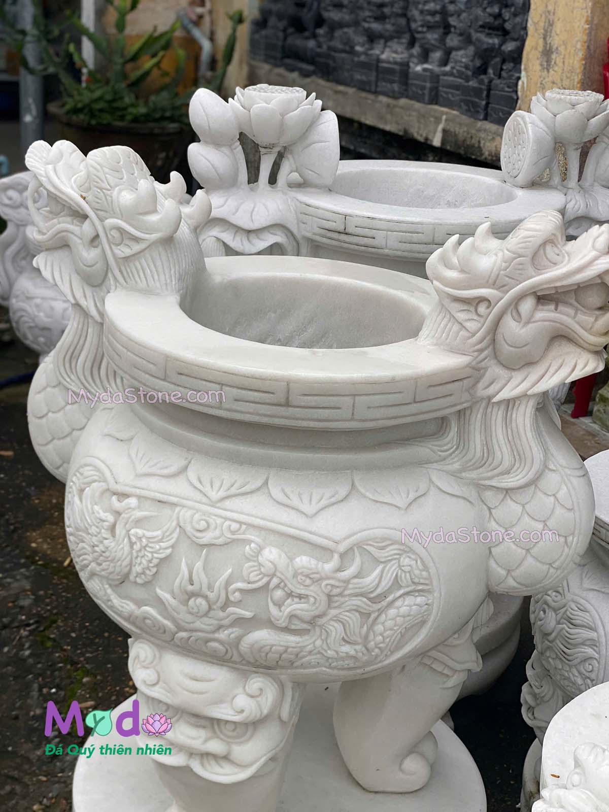 Lư Hương chạm rồng đá Cẩm Thạch Trắng